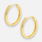 Argolla Huggie Estrellas Circones 23 mm