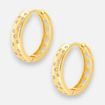 Argolla Huggie Corazones Circones 17 mm