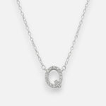 Collar Letra Q con Circones