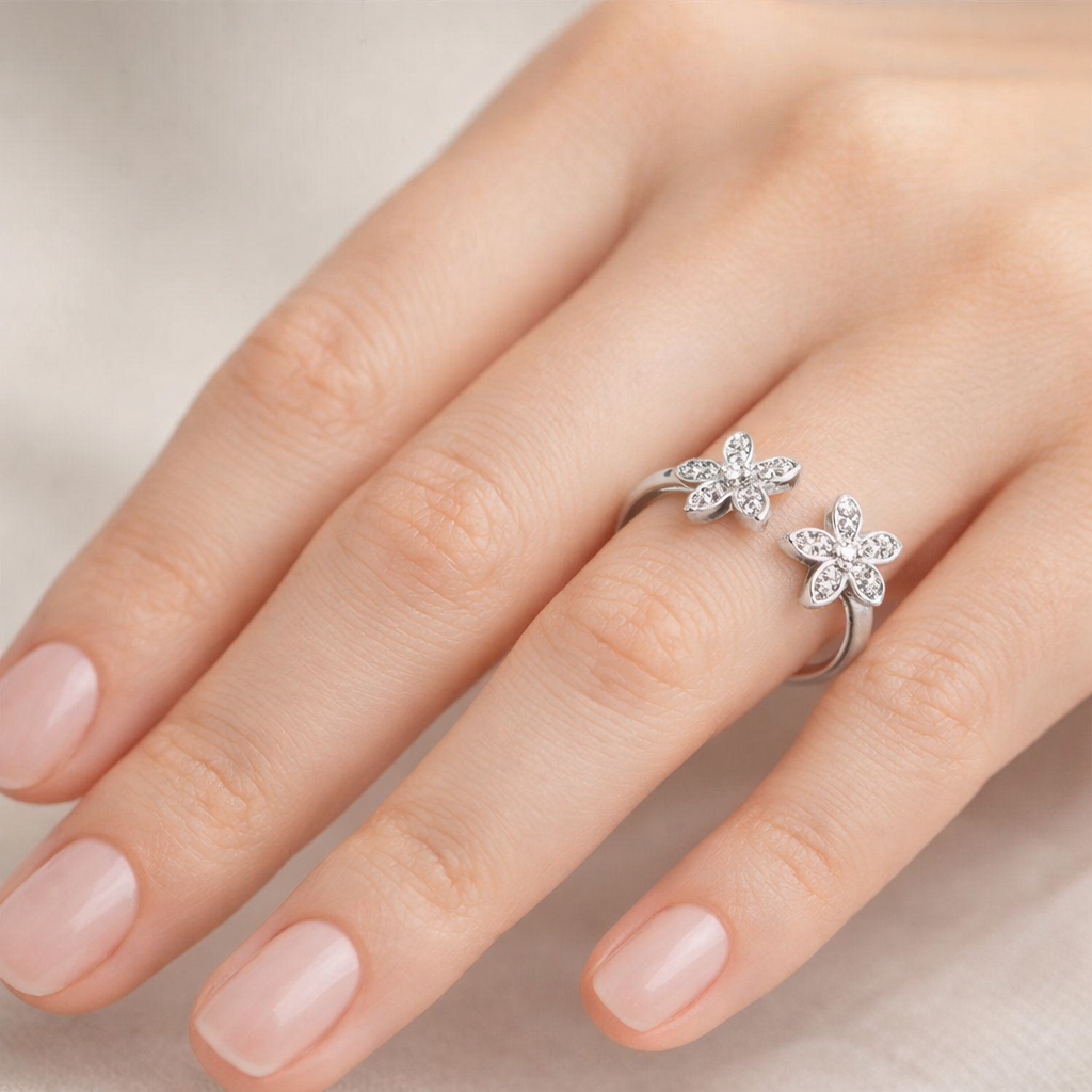 Anillo Ajustable Flores Circones