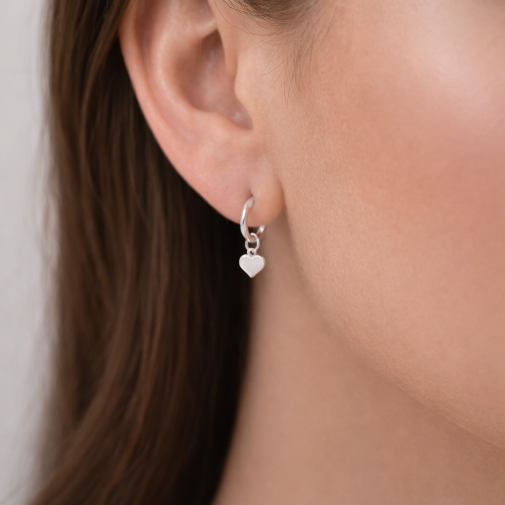 Argolla Huggie Corazón 12 mm