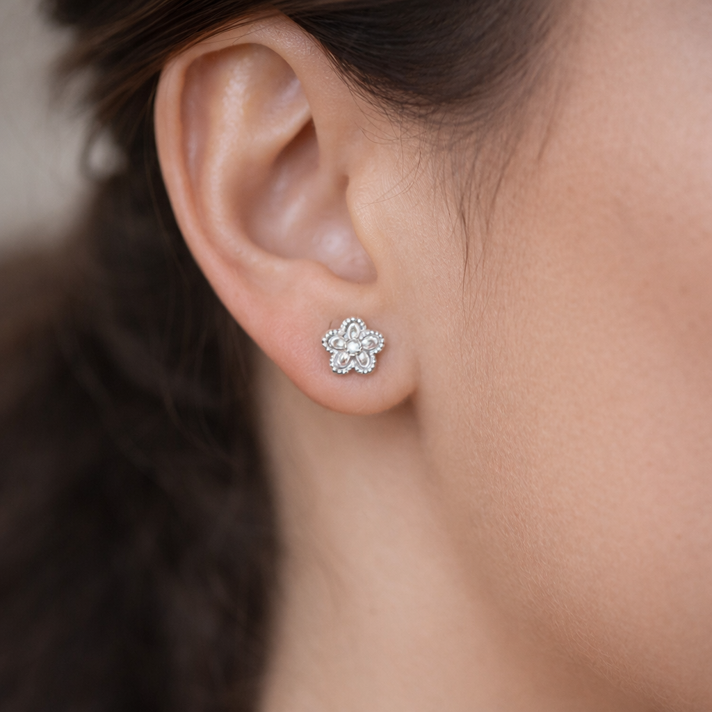 Aro Flor Circón 7 mm