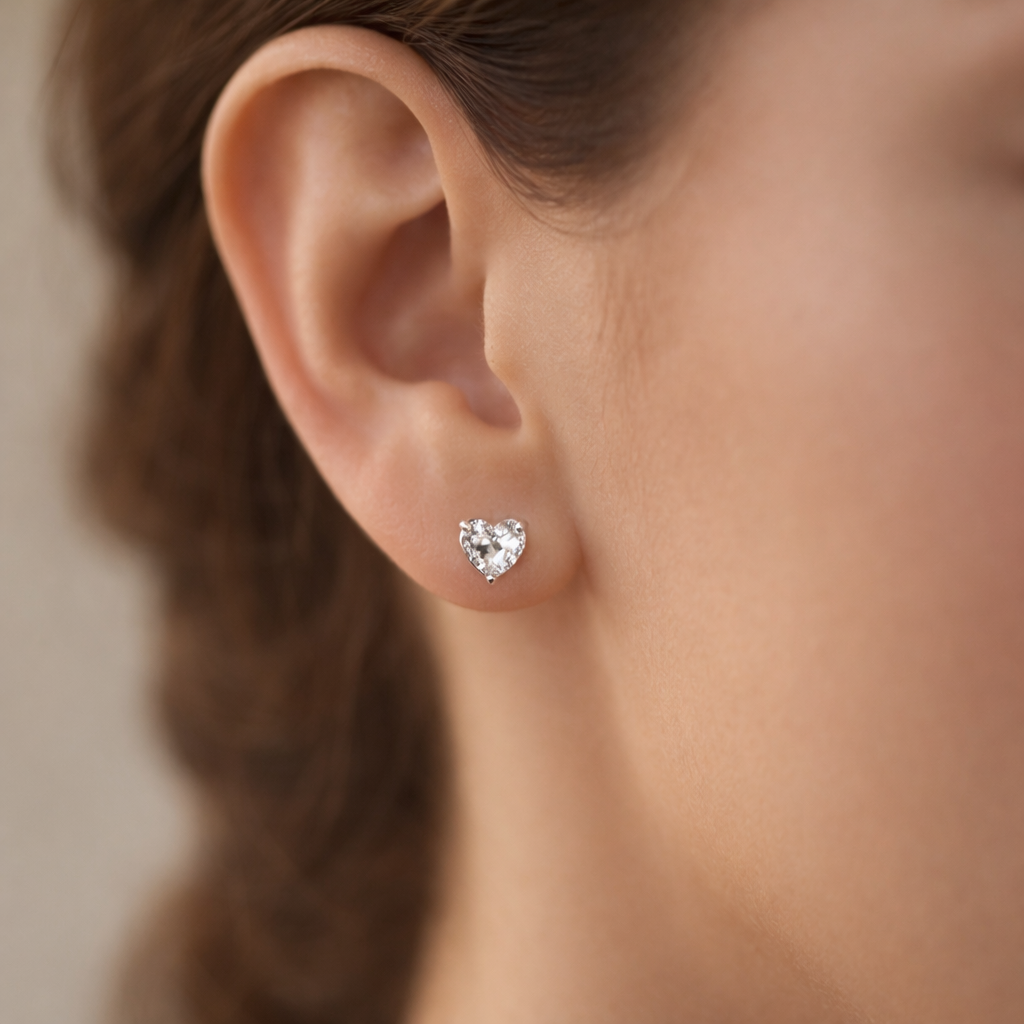 Aro Corazón Circón 4 mm
