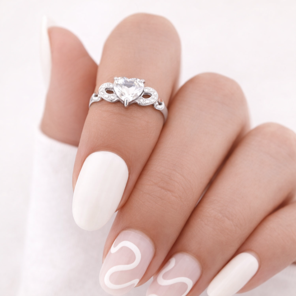 Anillo Midi Corazón Circones