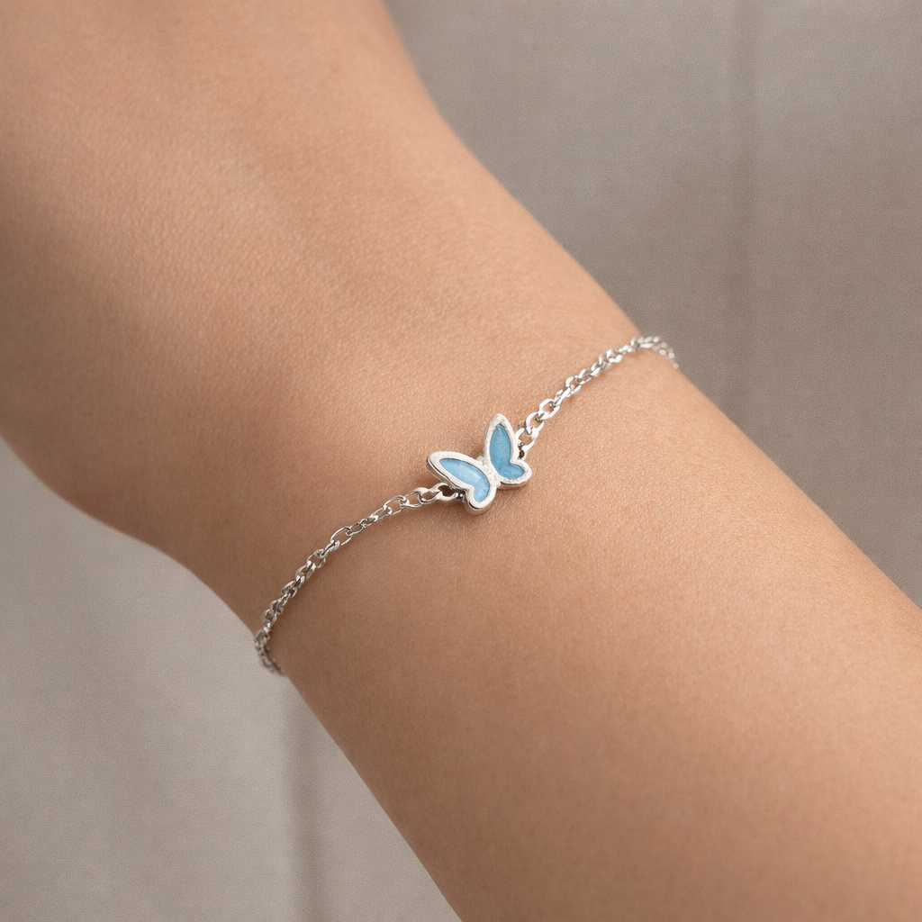 Pulsera Tradicional Martillada Mariposa Esmaltada Celeste