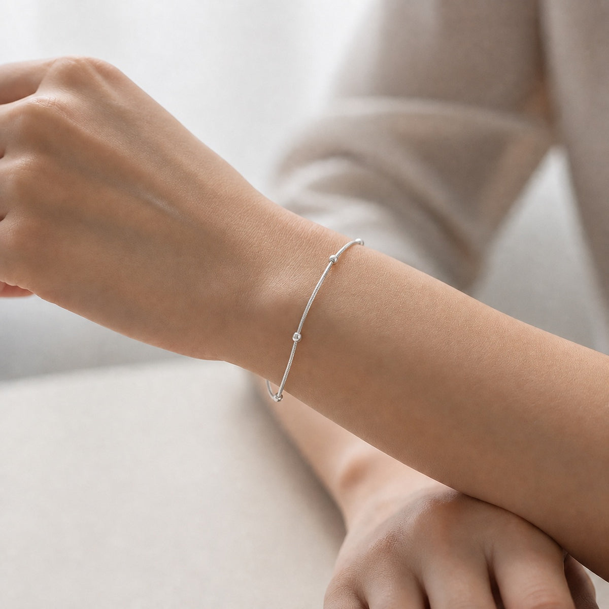 Pulsera Cola de Topo Entorchada con Esferas