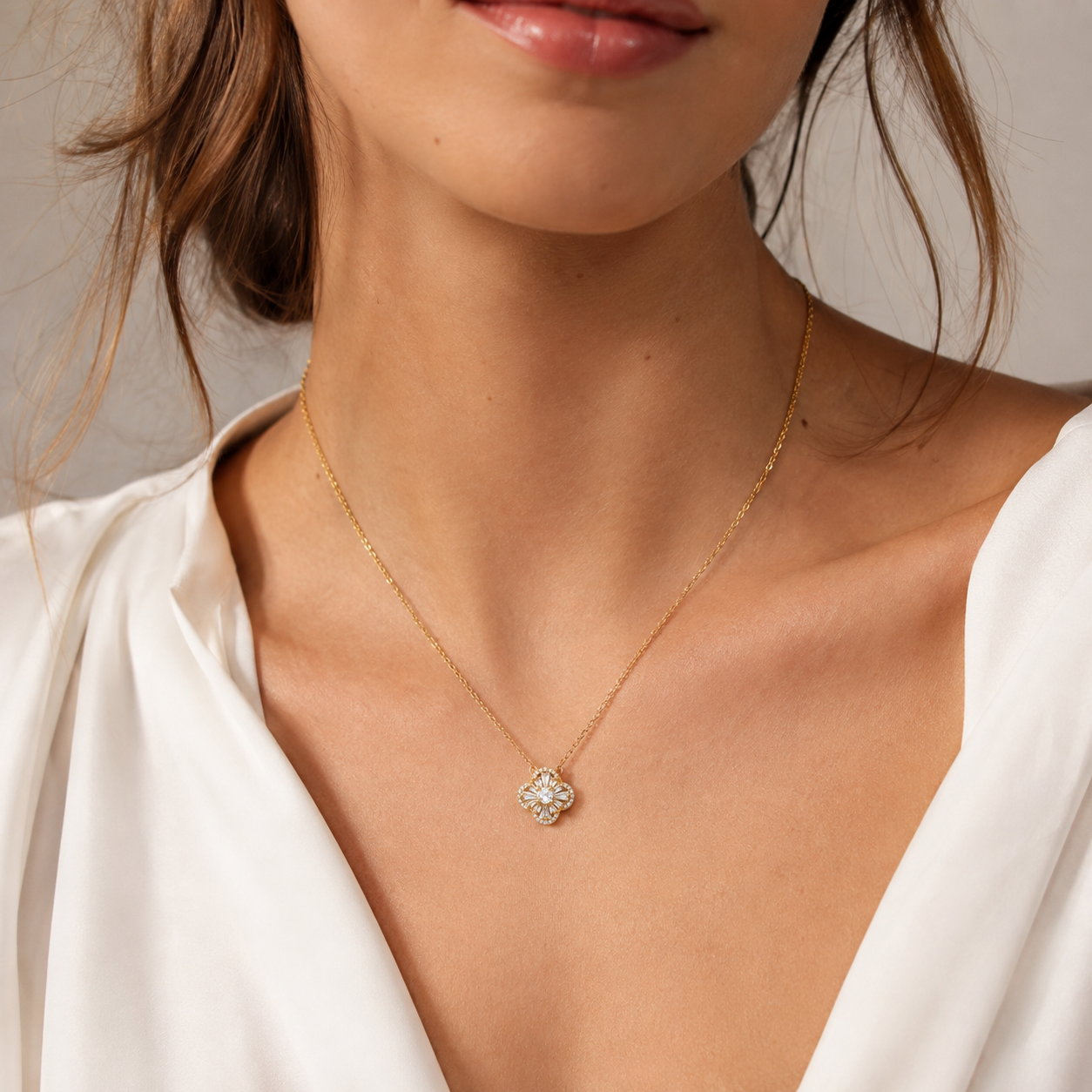 Collar Trebol de la Suerte Circones Baguette