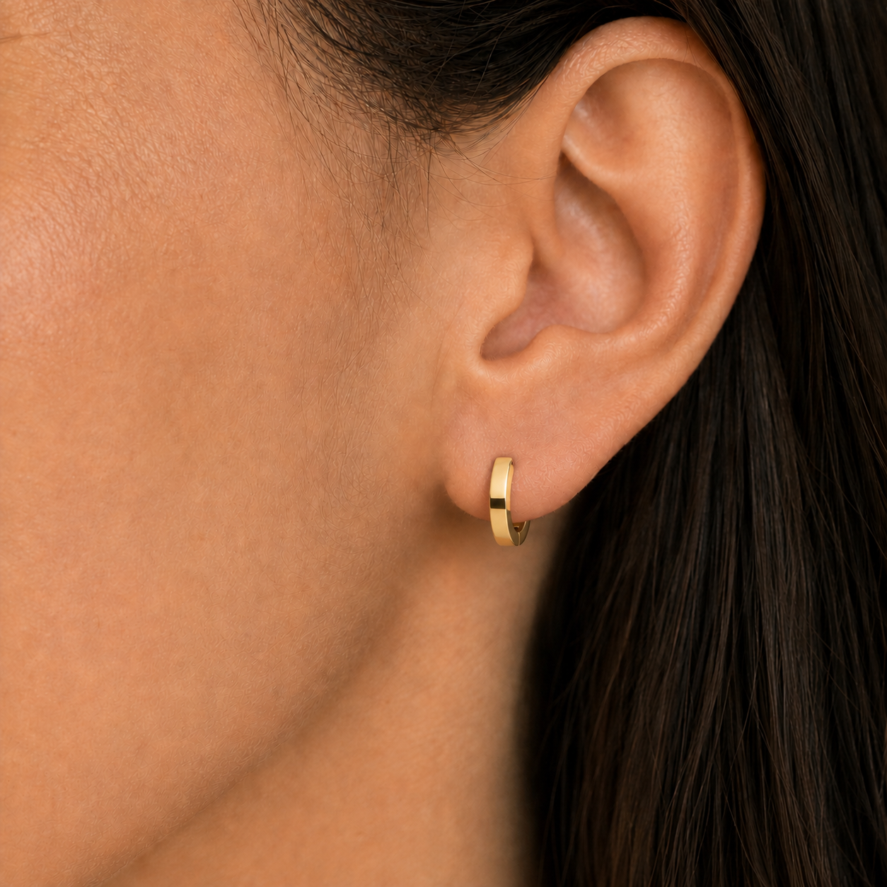 Argolla Huggie Lisa 13 mm