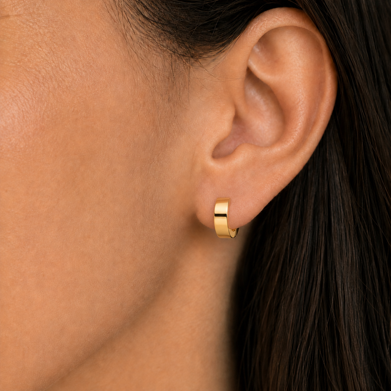 Argolla Huggie Lisa 13 mm