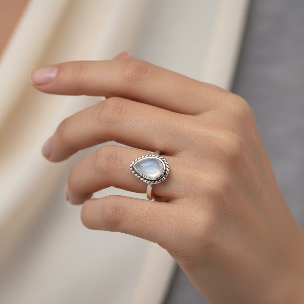 Anillo Gota Piedra Luna