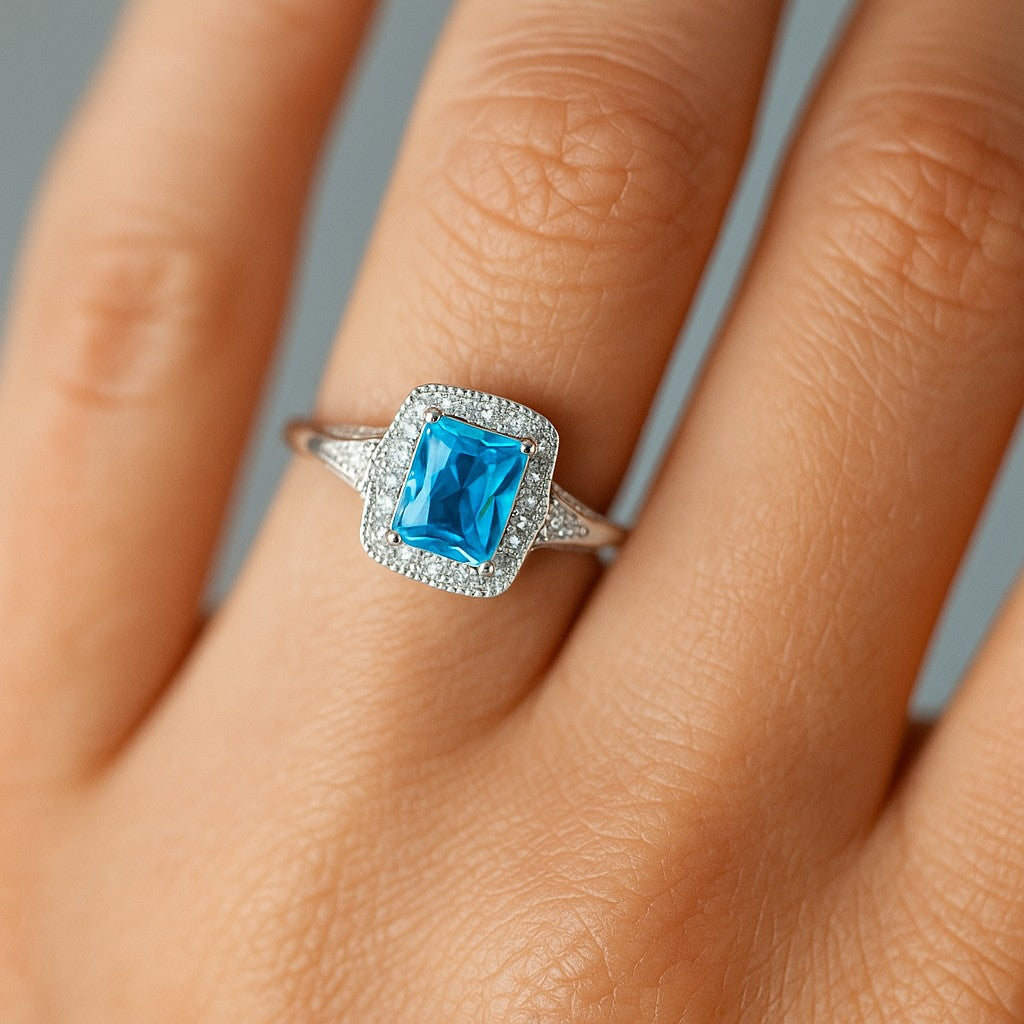 Anillo Circón Baguette Agua Marina