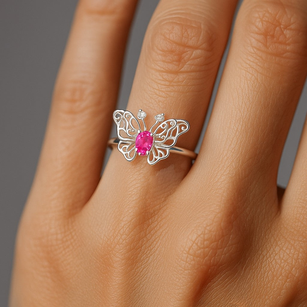 Anillo Mariposa Circón Rubí