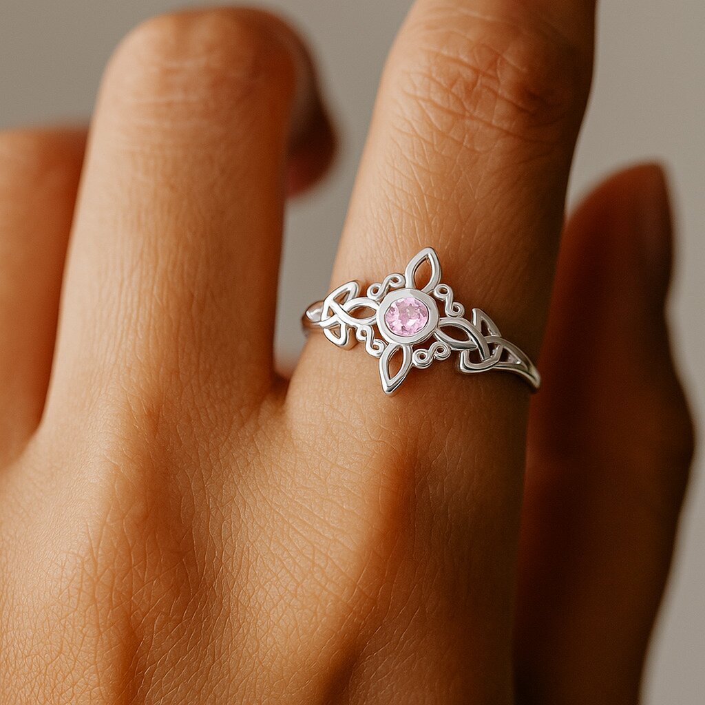 Anillo Nudo de Brujas Triqueta Circón Rosa Francia