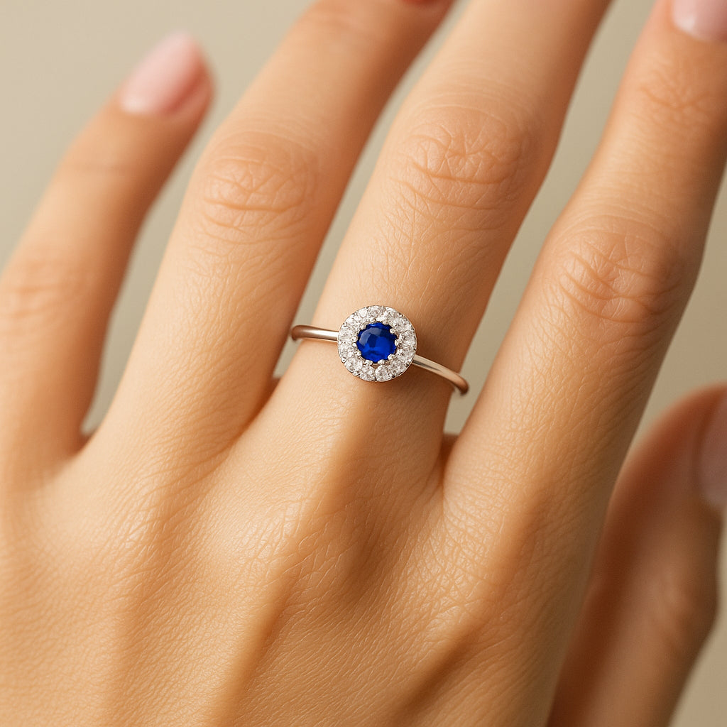 Anillo Flor Circón Zafiro