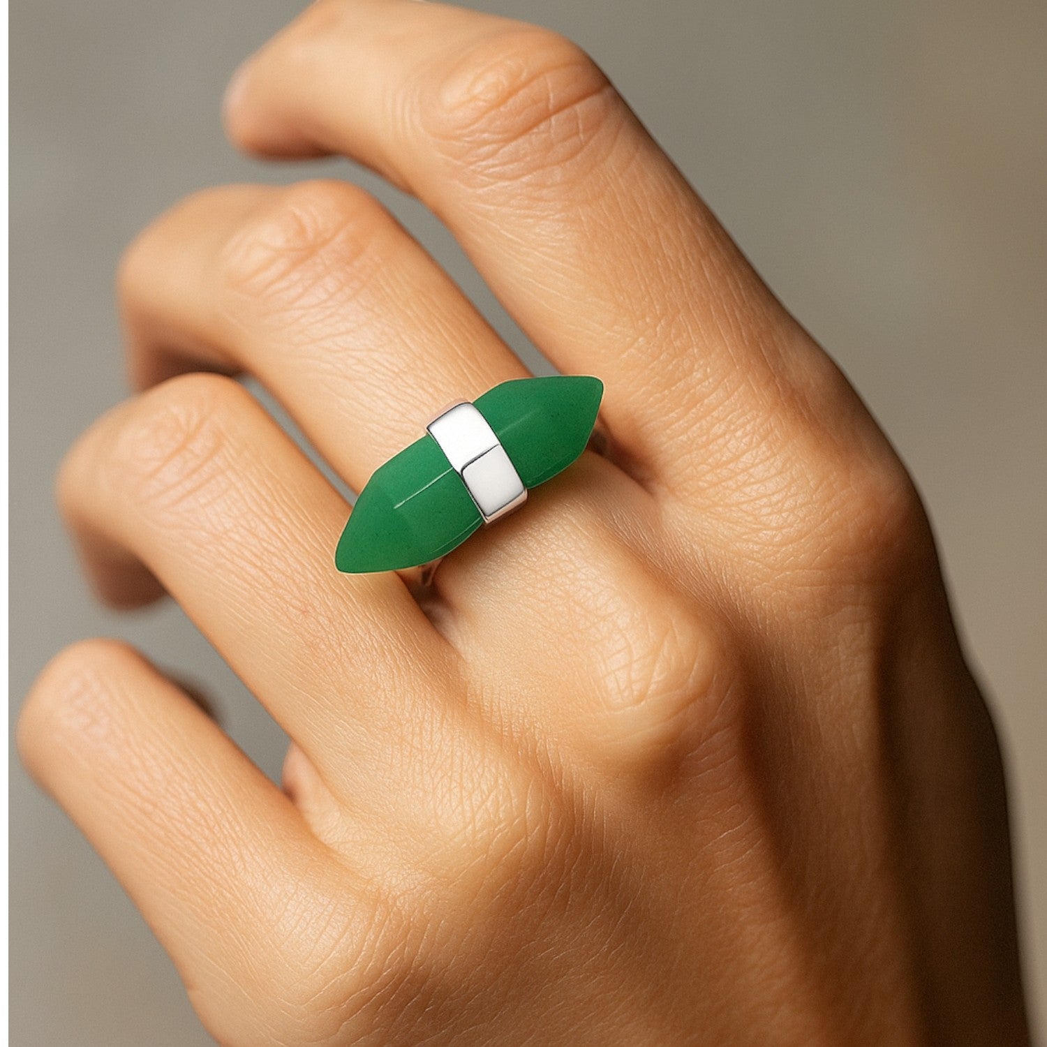Anillo Cuarzo Jade