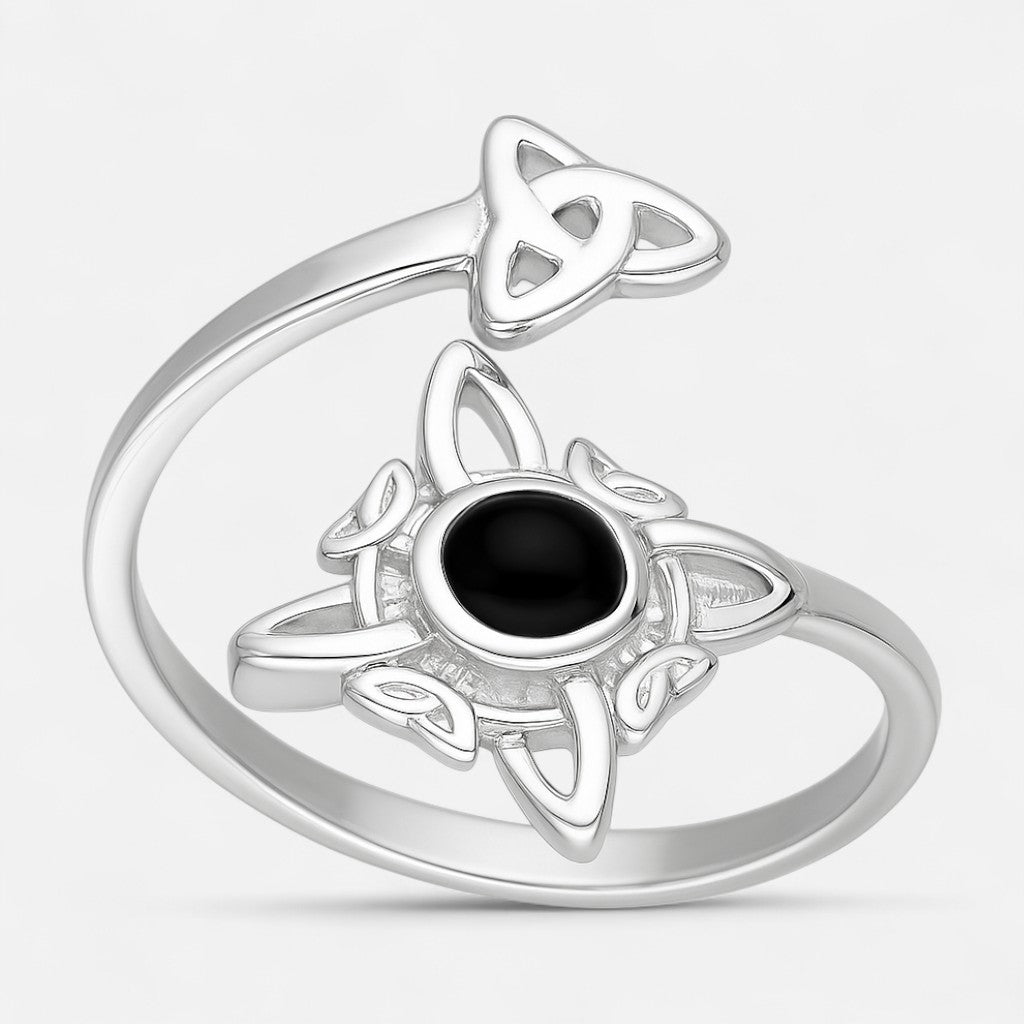 Anillo Ajustable Nudo de Brujas Triqueta Ónix