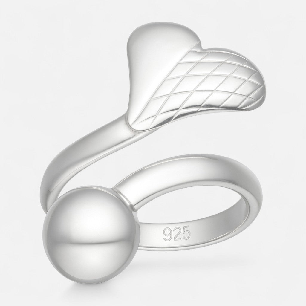 Anillo Corazón Facetado Media Esfera