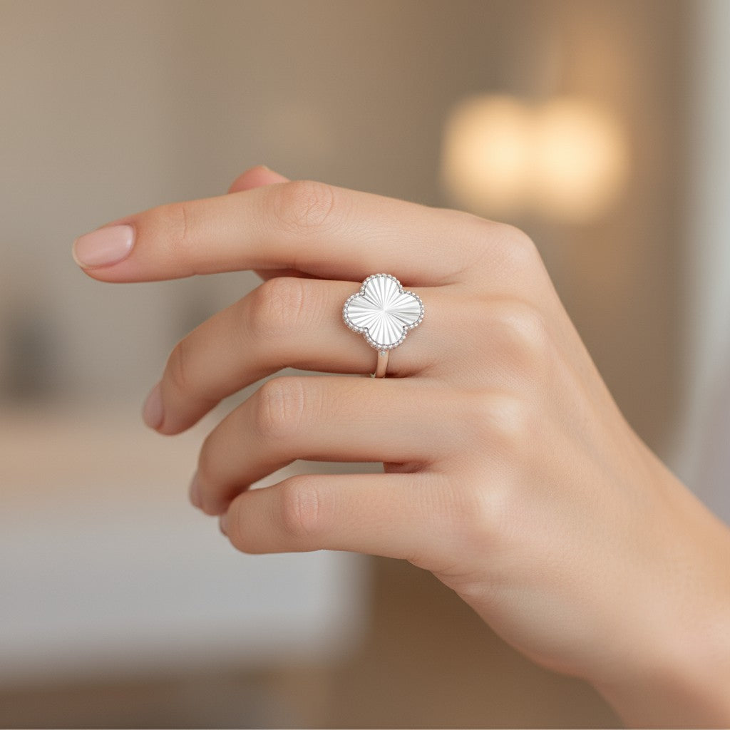 Anillo Trébol de la Suerte