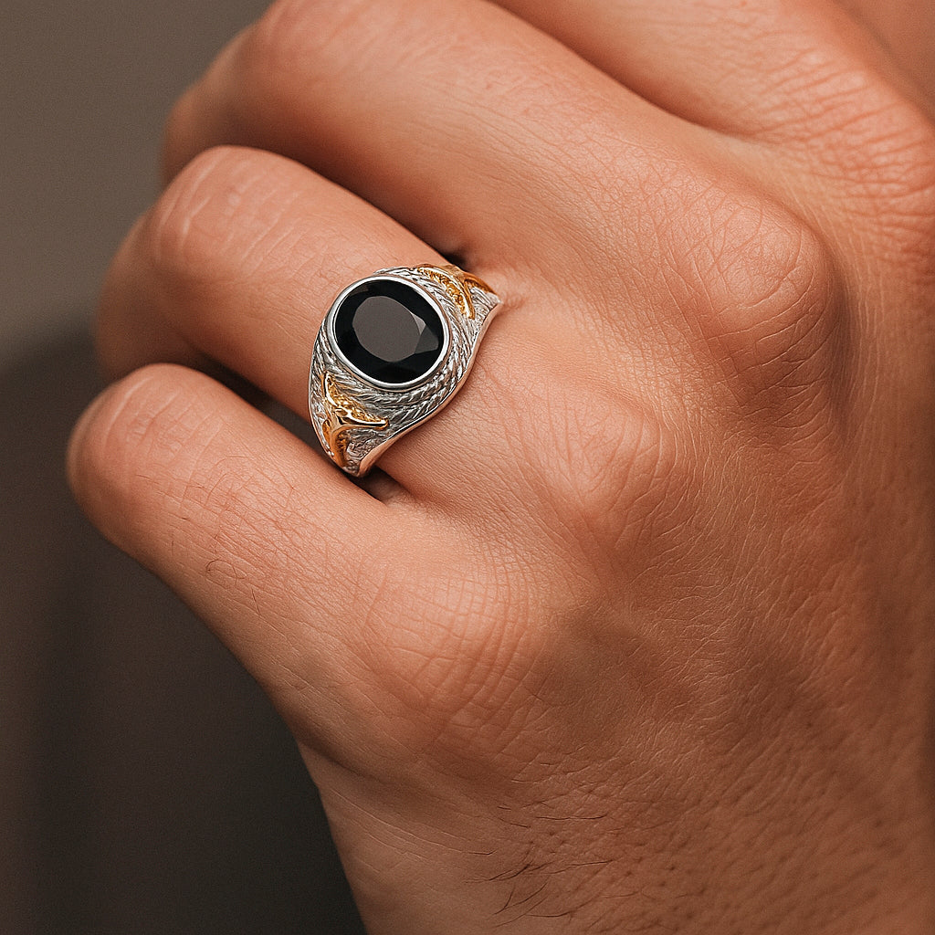 Anillo Sello Circón Ónix Cristo en Oro