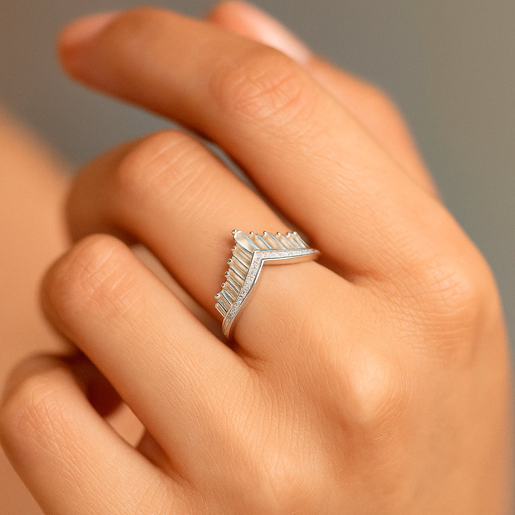 Anillo Corona Circones Baguette