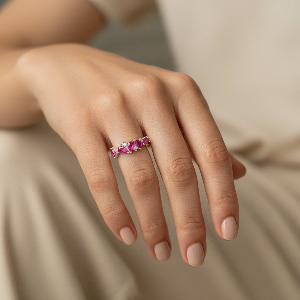 Anillo Cintillo Gotas Circones Rubí