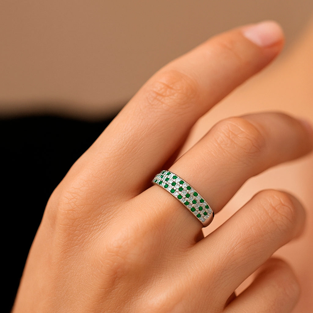 Anillo Cintillo Circones Esmeralda