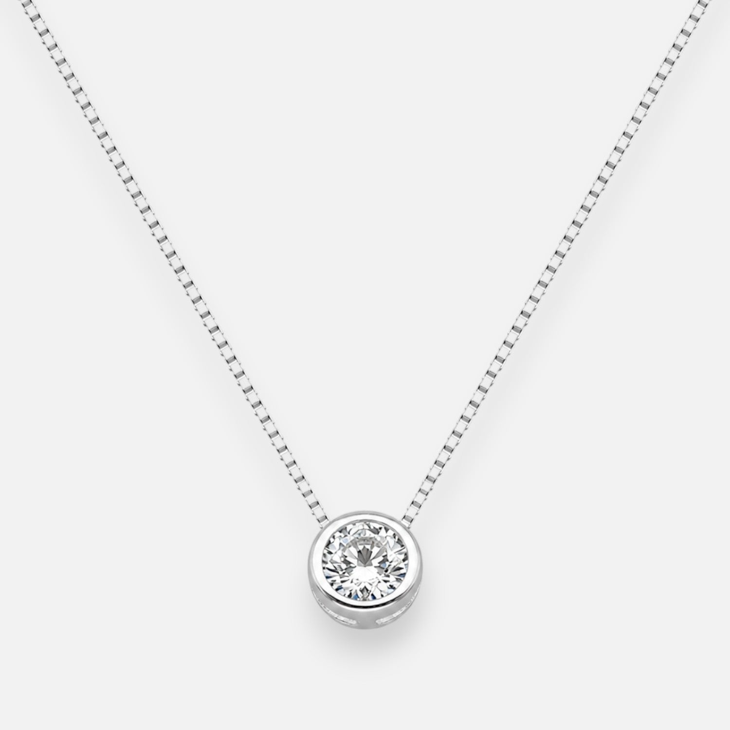 Collar Circón Punto de Luz 4 mm