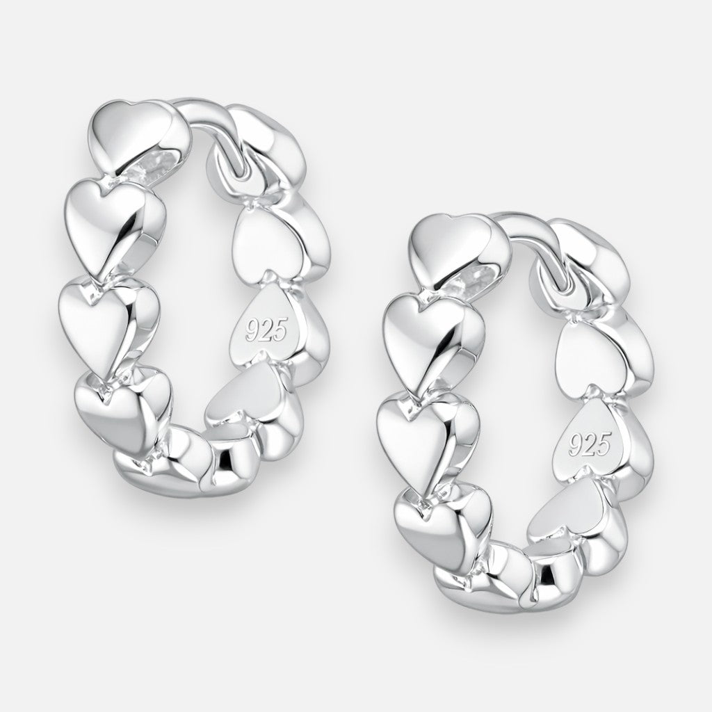 Argolla Huggie Corazones 12 mm