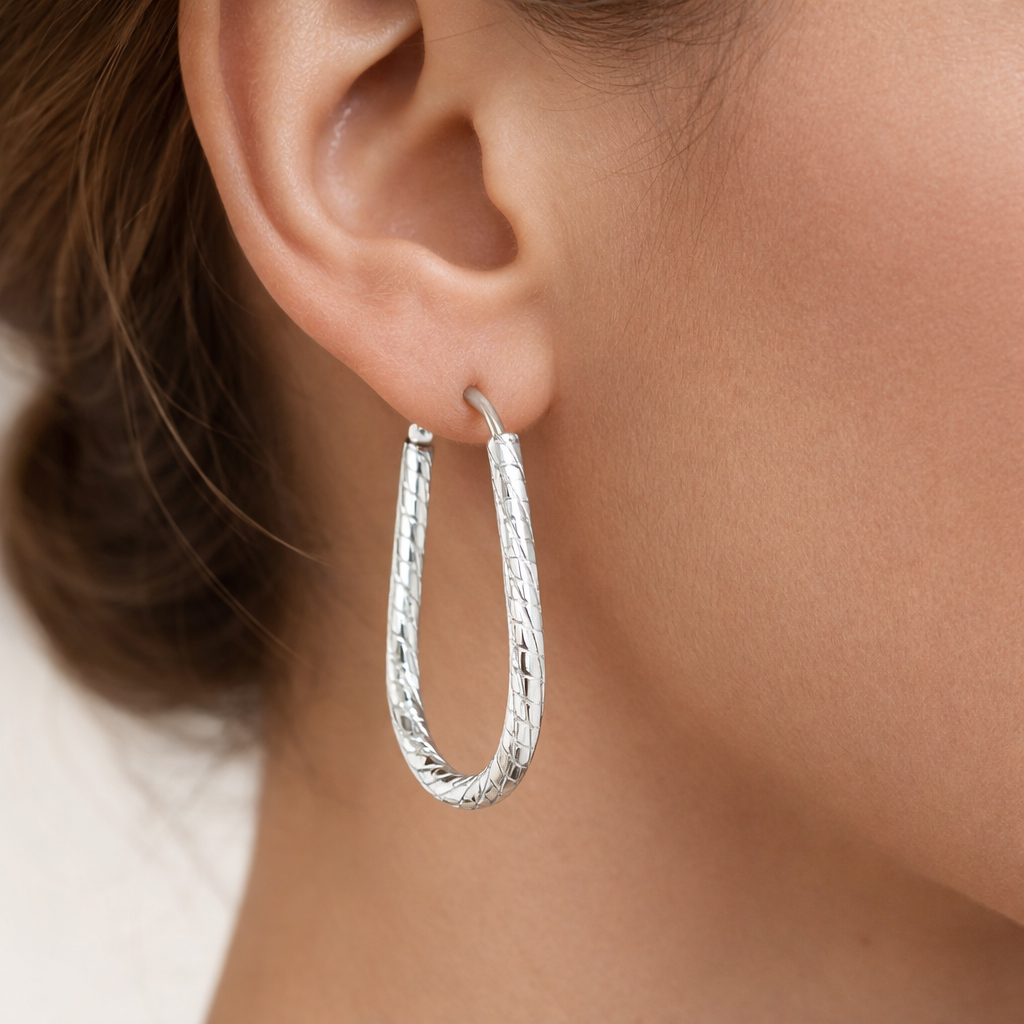 Argolla Ovalada Entorchada 21x14 mm