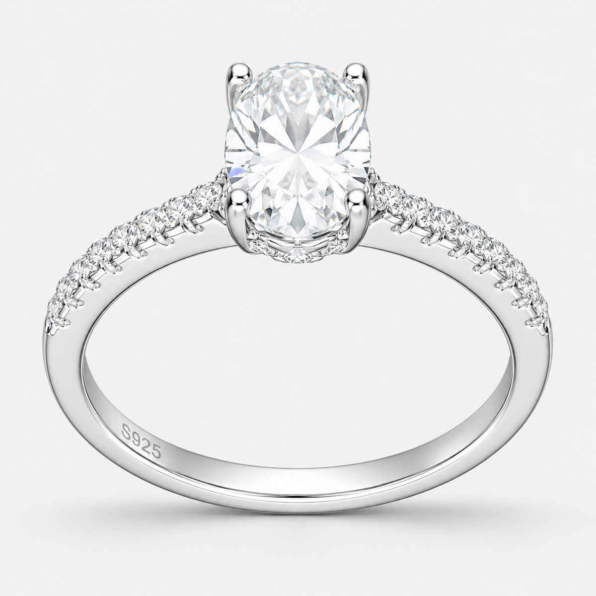 Anillo Solitario Ovalado Moissanita