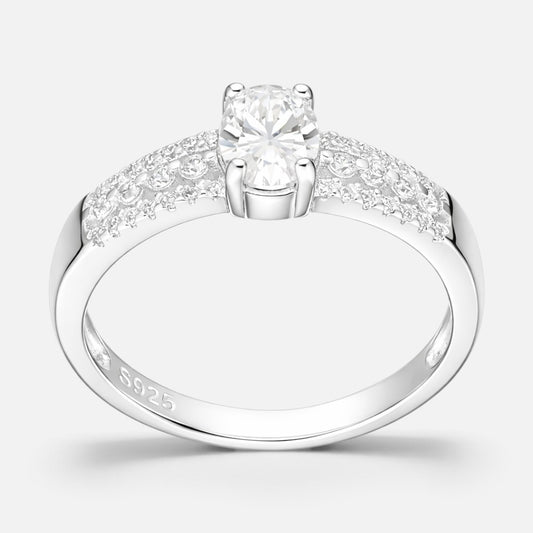 Anillo Solitario Ovalado Moissanita