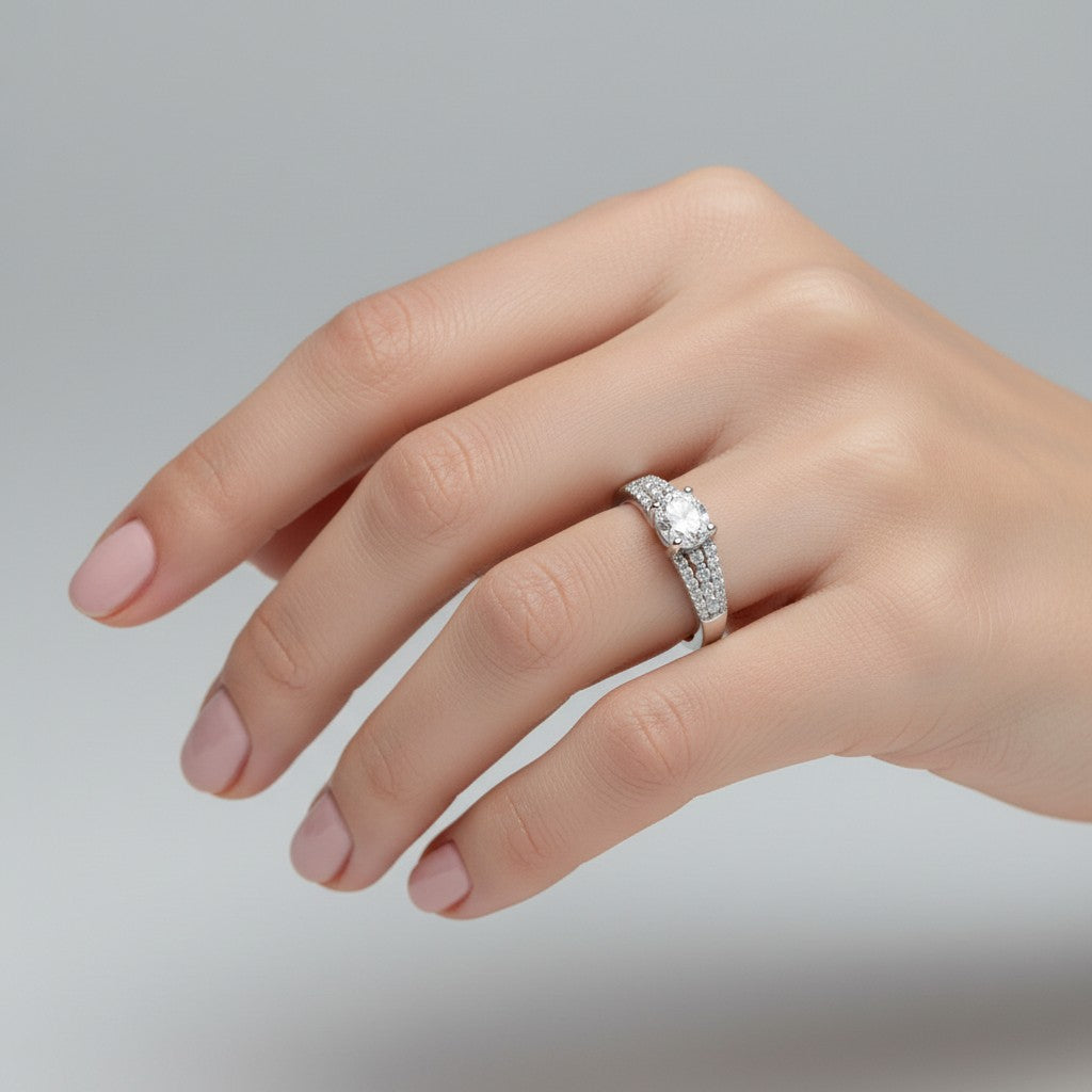 Anillo Solitario Ovalado Moissanita
