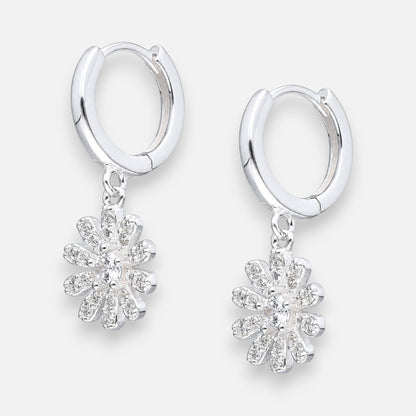 Argolla Huggie Flor Margarita Circones 12 mm