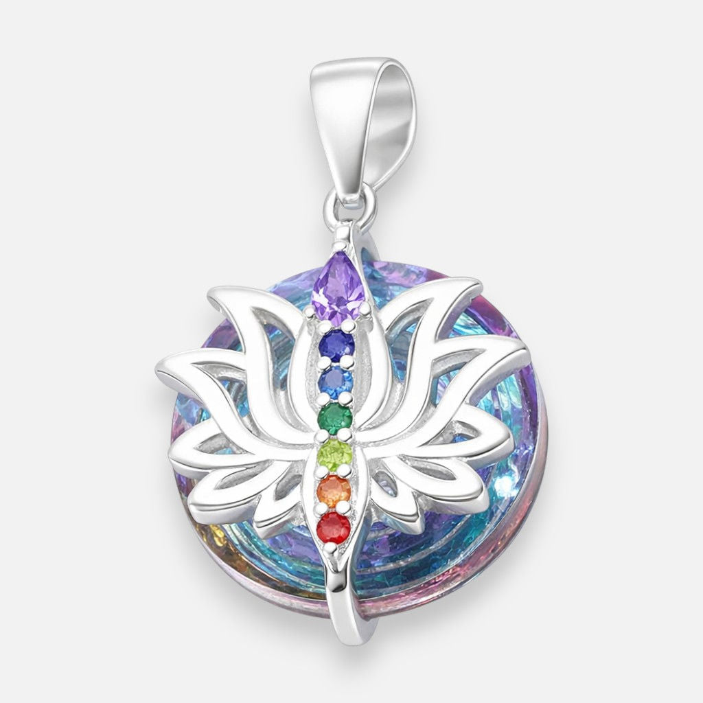 Colgante Flor de Loto 7 Chakras Cristal Hecho con Swarovski® Tornasol