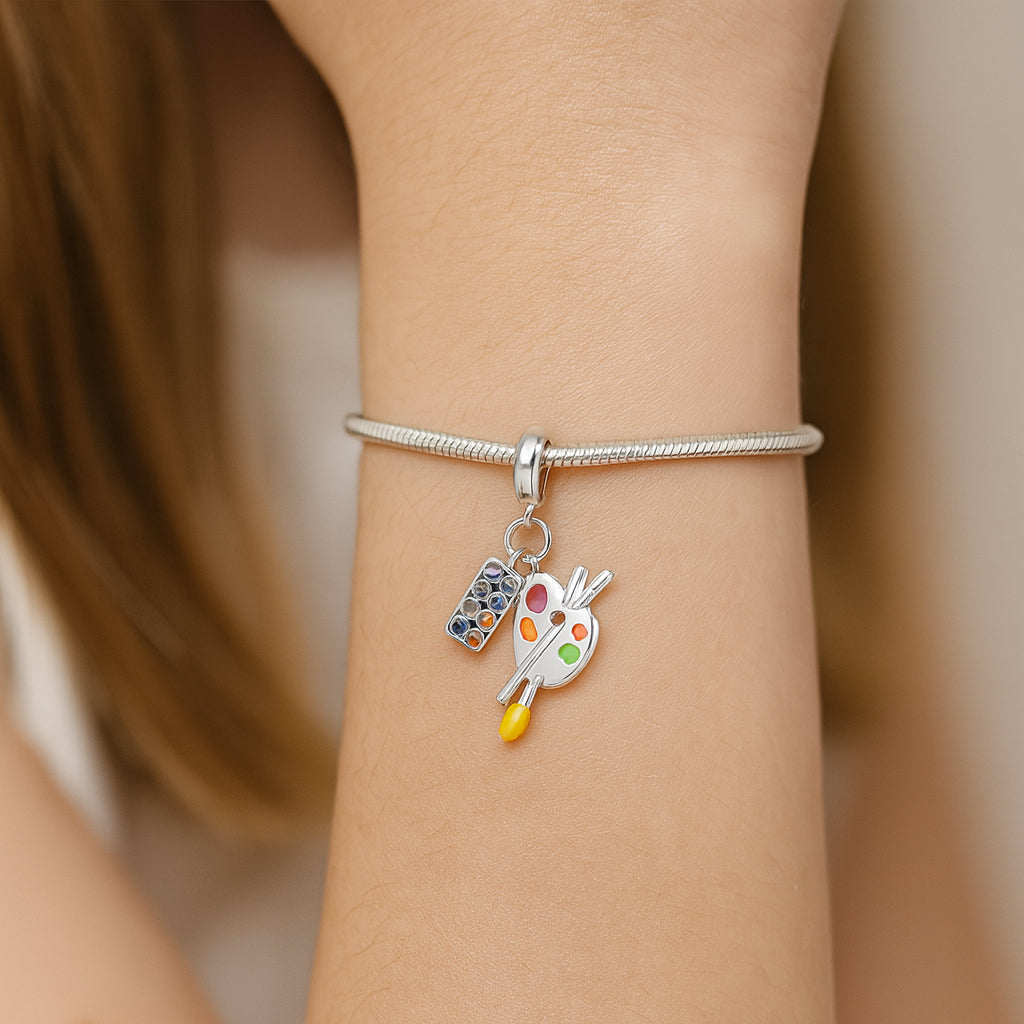 Colgante Charm Pincel Paleta de Colores Circones Multicolor