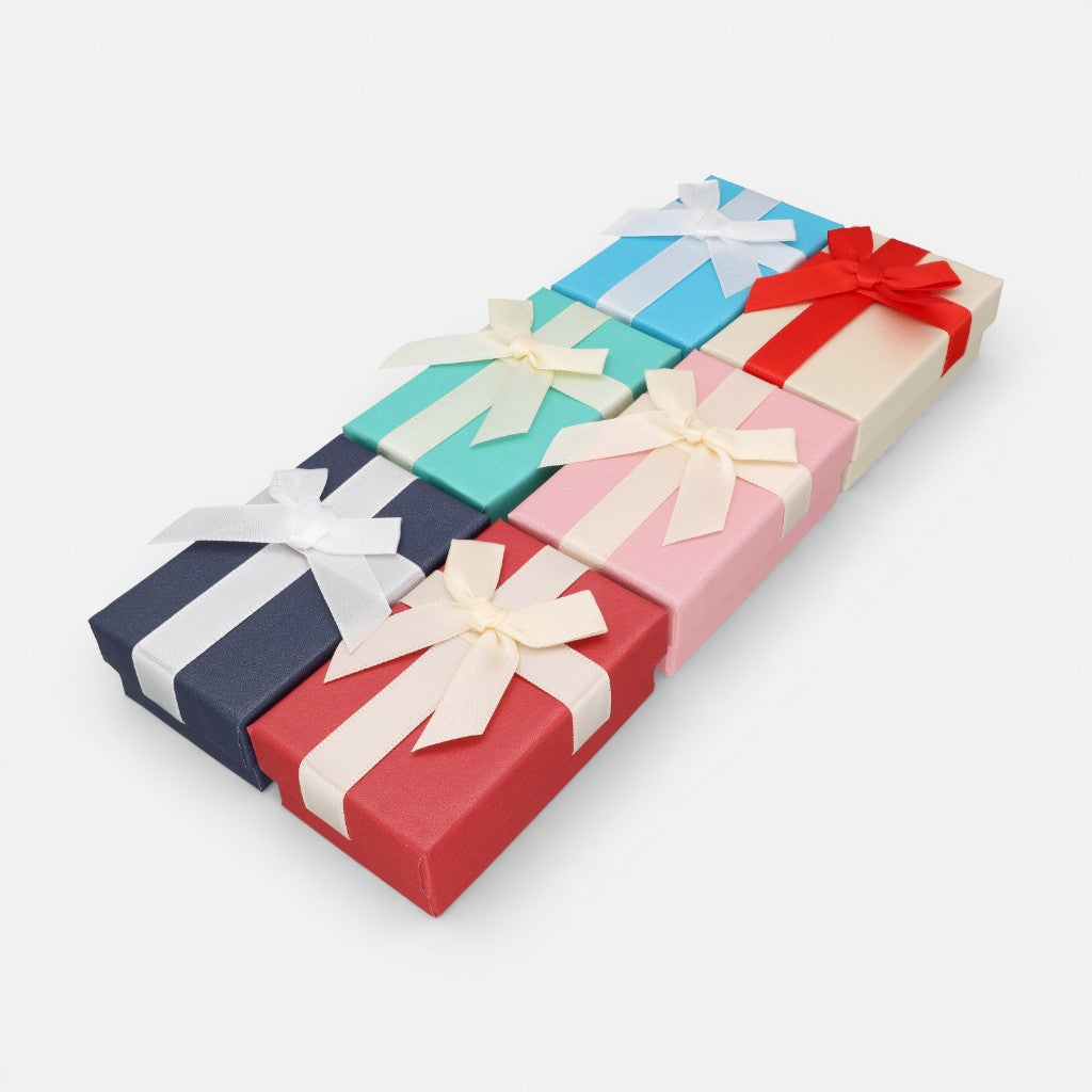 Caja Conjunto Pequeña con Cinto Color al Azar