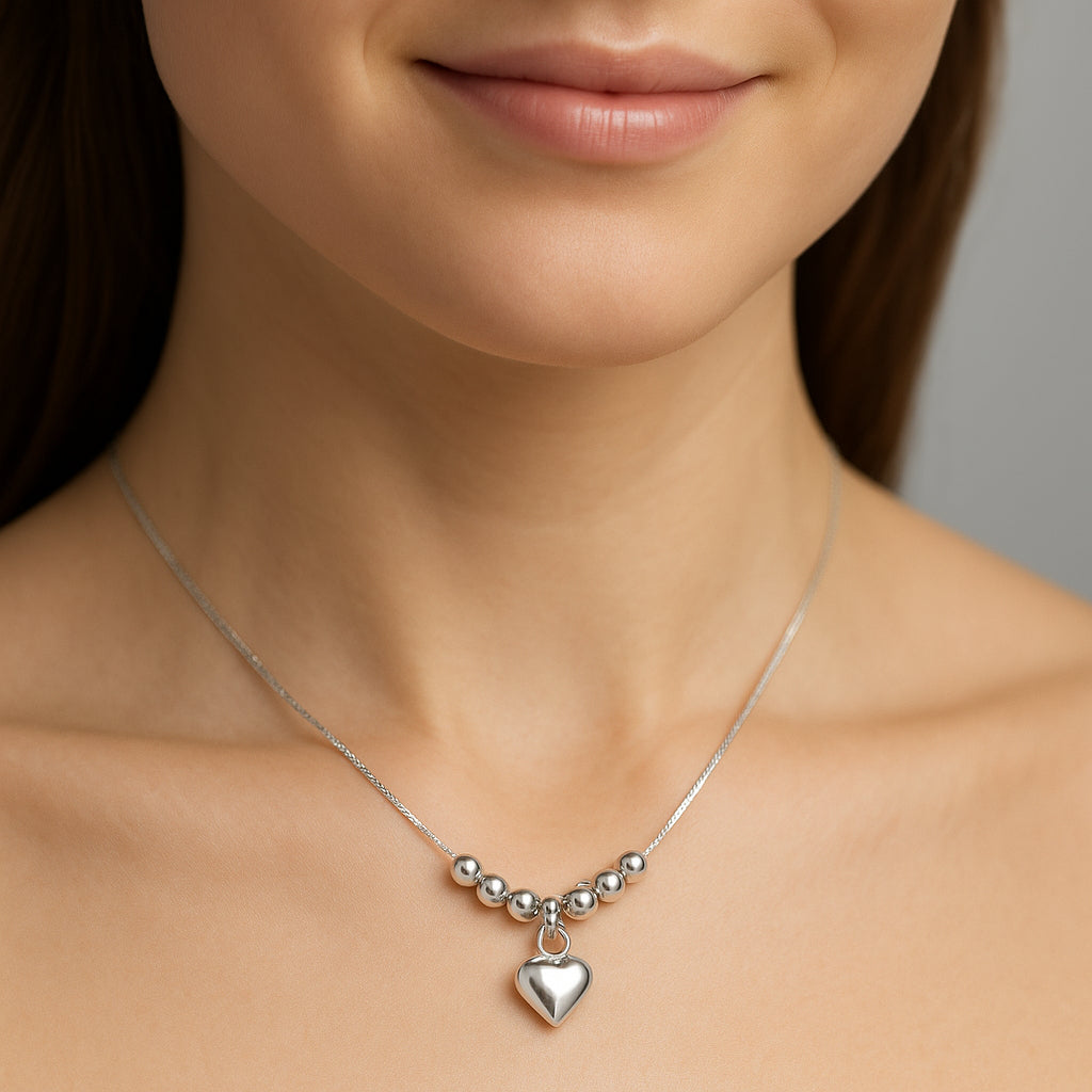 Collar Cobra Corazón Esferas