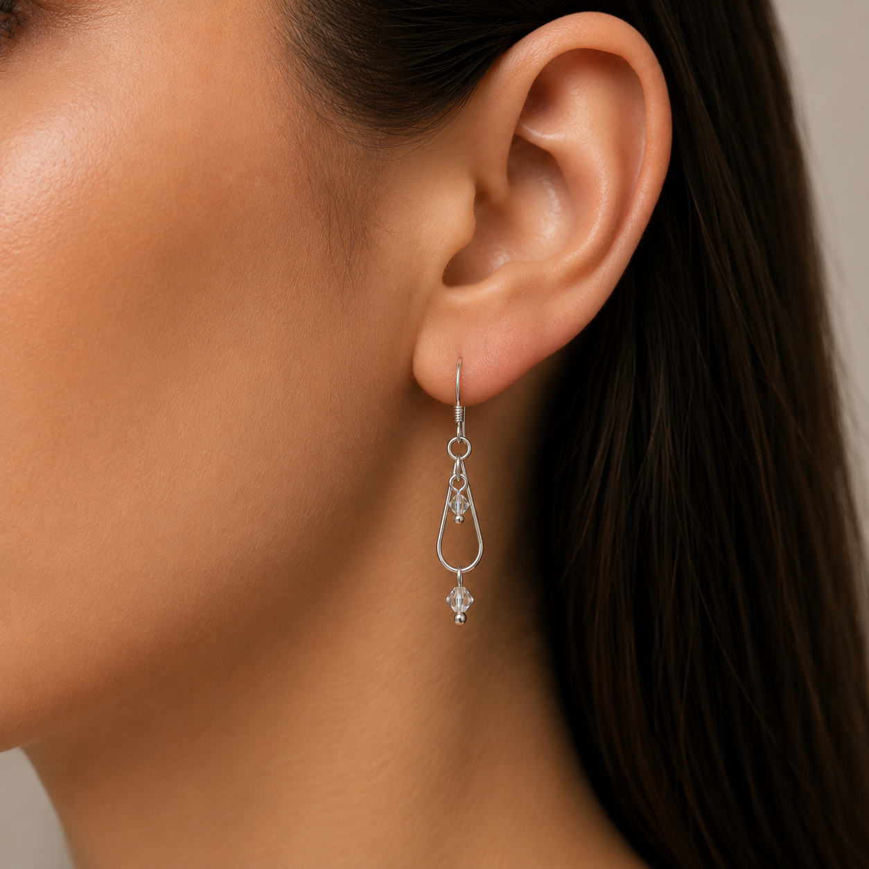 Aro Gota Cristales Hecho con Swarovski® Tornasol