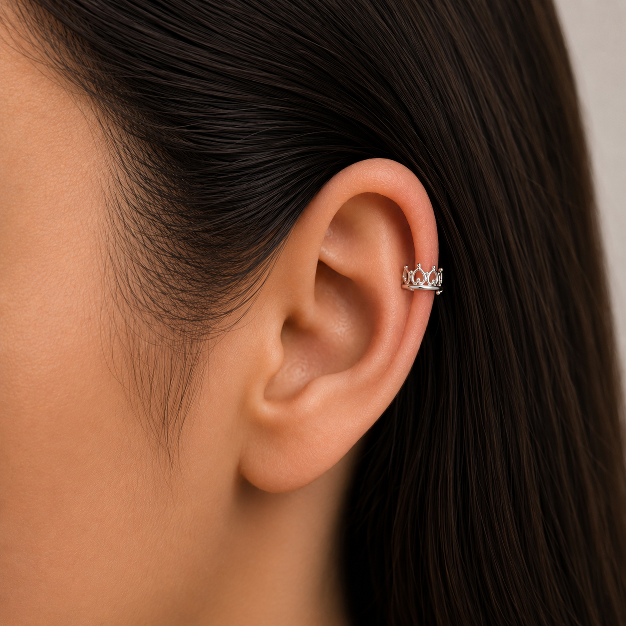 Aro Ear Cuff Corona Corazones