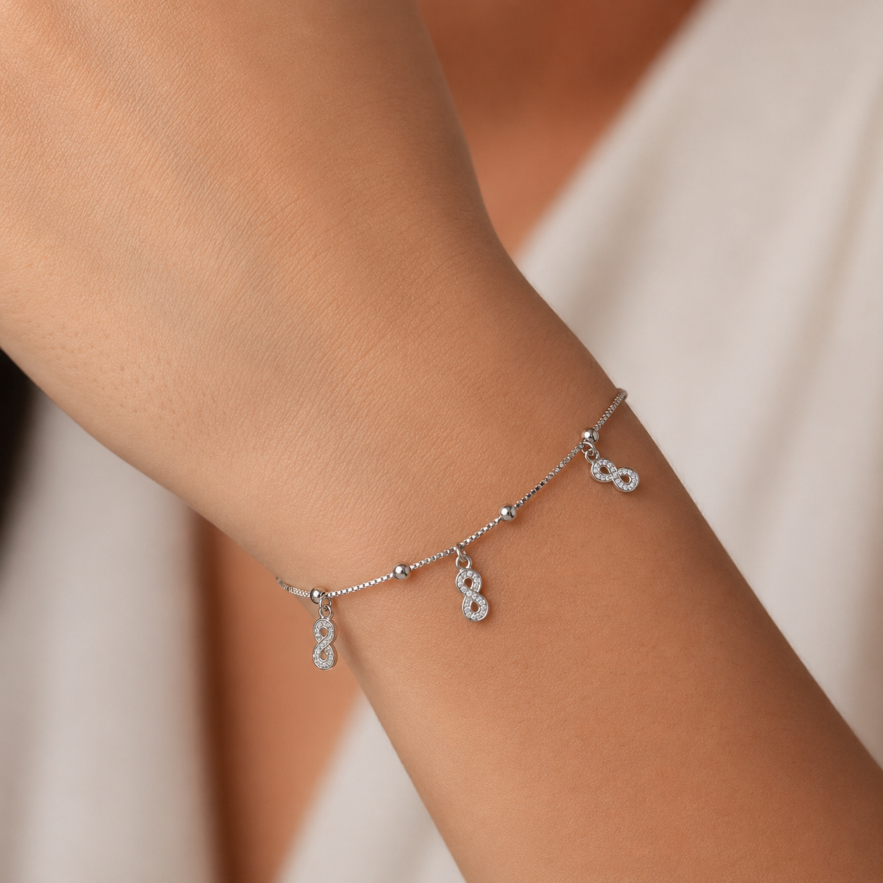 Pulsera Esferas Infinitos Circones
