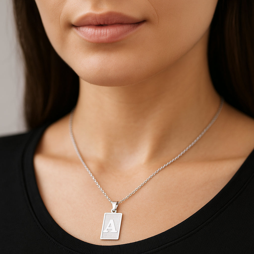 Colgante Placa Letra A
