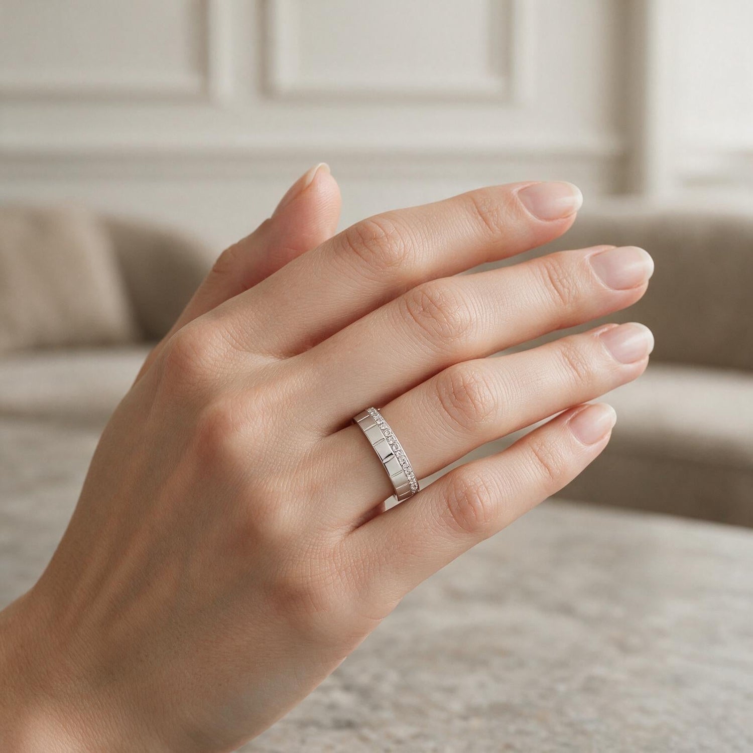 Anillo Cuadros Líneas Circones
