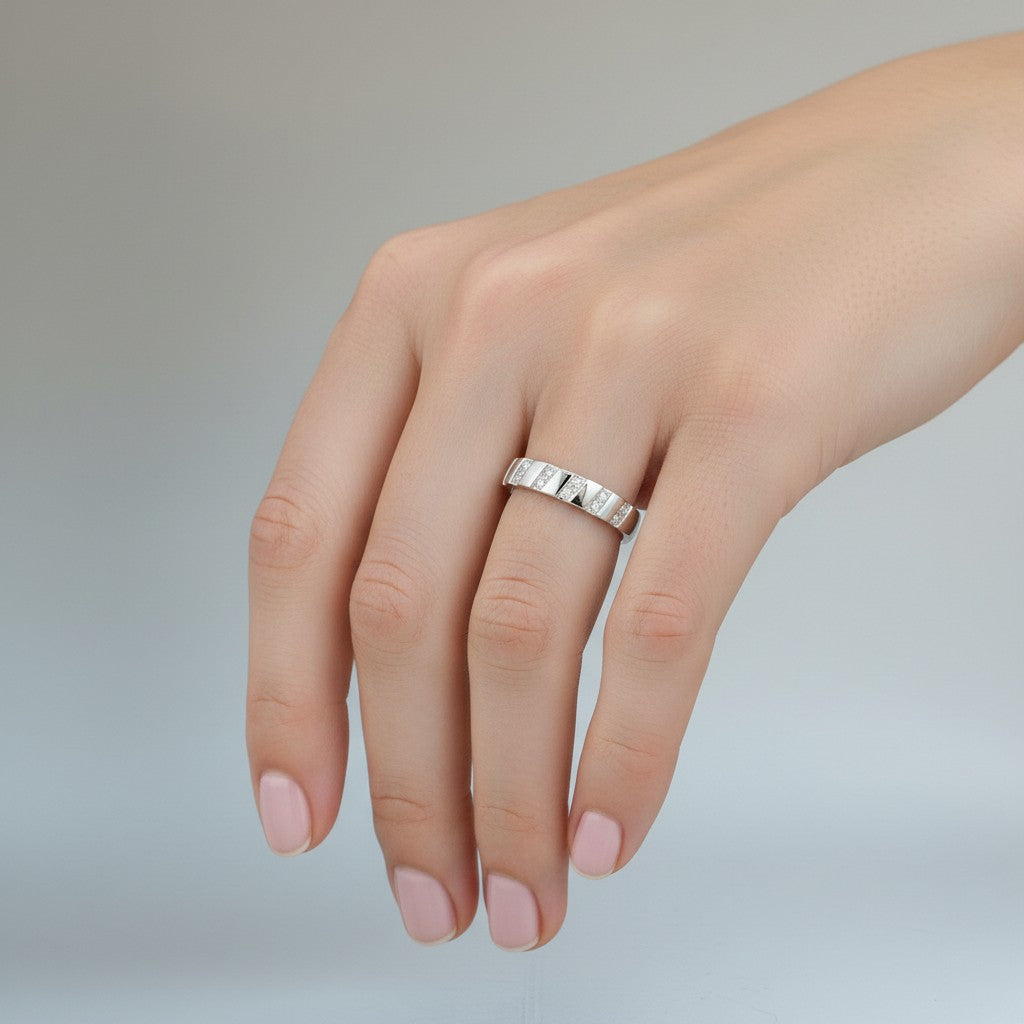 Anillo Cintillo Líneas Circones 20