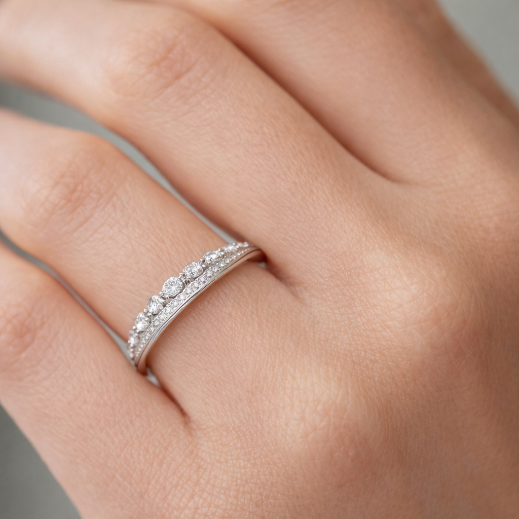 Anillo Cintillo Ondulado Circones