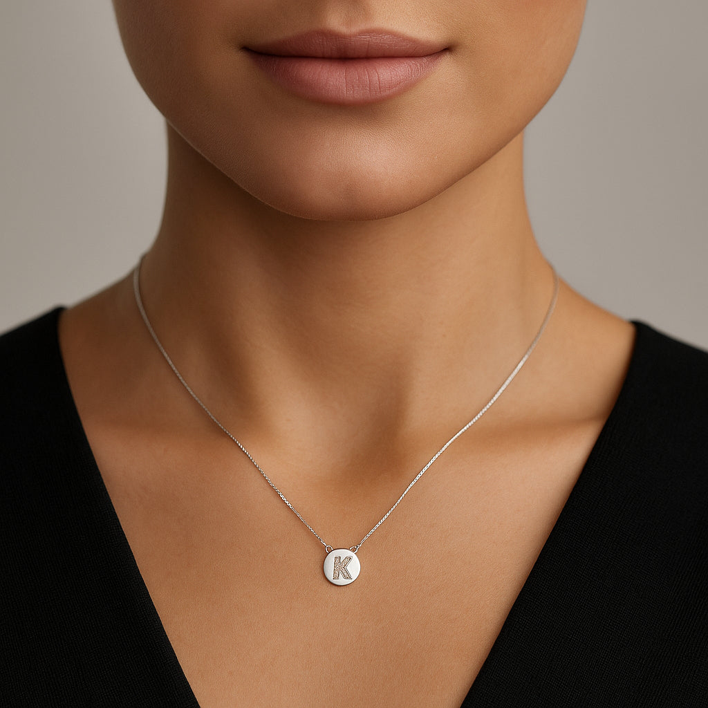 Collar Círculo Letra K Circones