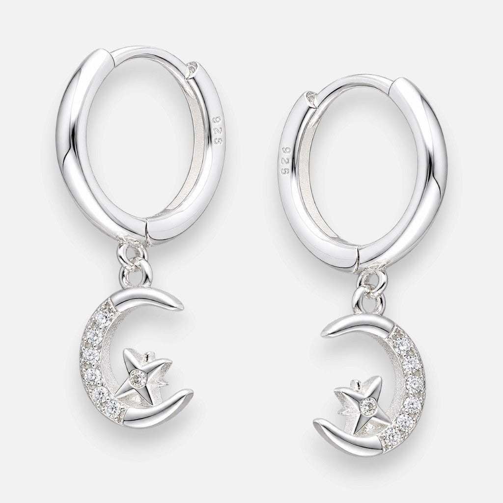 Argolla Huggie Media Luna Estrella Circones 12 mm