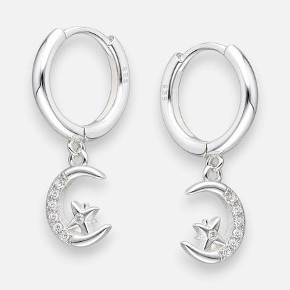 Argolla Huggie Media Luna Estrella Circones 12 mm