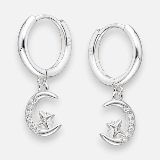 Argolla Huggie Media Luna Estrella Circones 12 mm