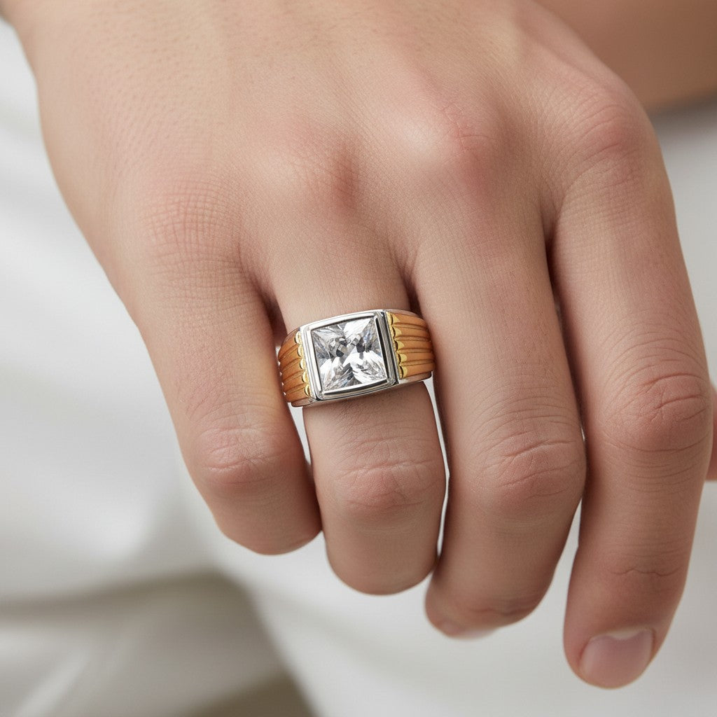 Anillo Sello Circón y Oro