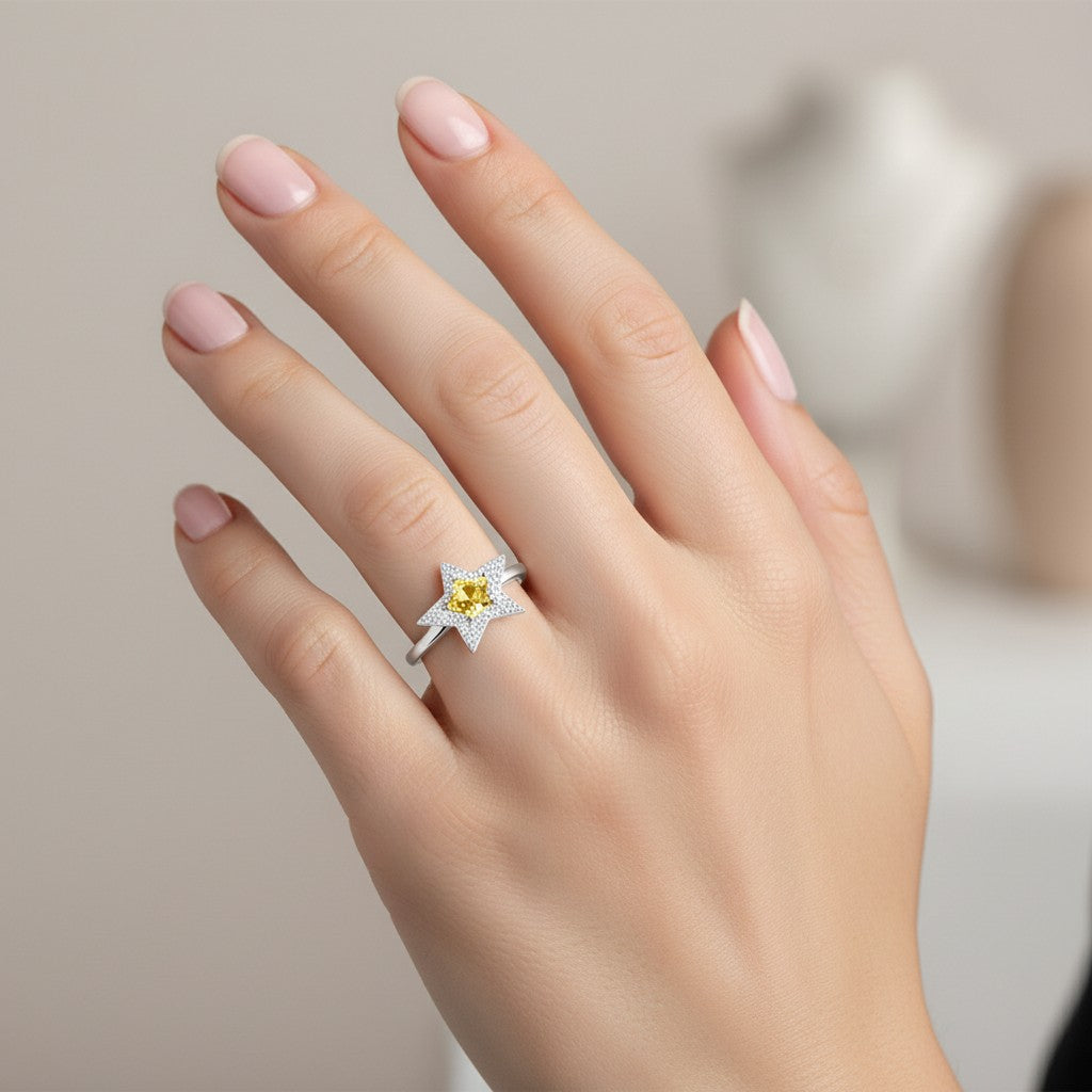 Anillo Estrella Circón Amarillo